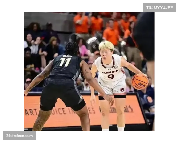 贝勒大学加时74-72险胜戴维森学院，邓雨婷上演准绝杀