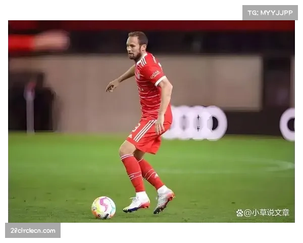 布林德迎俱乐部生涯六百场里程碑赫罗纳后防经验支柱